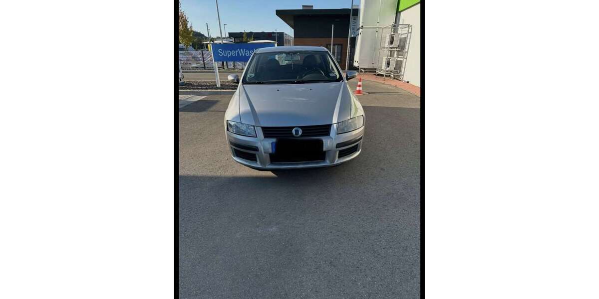 Fiat Stilo 94.000 km 800 &euro; wolfschlugen 72649