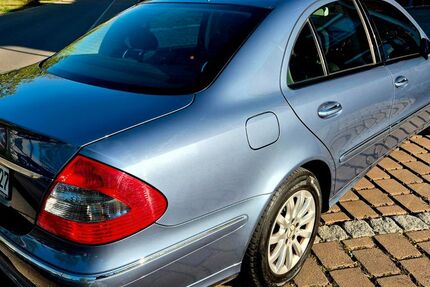 Mercedes-Benz E 200 76.000 km 7.950 &euro; Filderstadt 70794