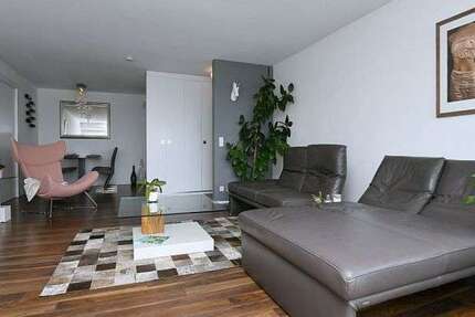 Wohnung Stuttgart Degerloch - 3.5 Zimmer, 110 m&sup2;, 3.490&euro; | Angebot:23996436