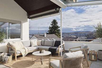 Haus Nürtingen - 8.5 Zimmer, 327 m&sup2;, 953.000&euro; | Angebot:25371760