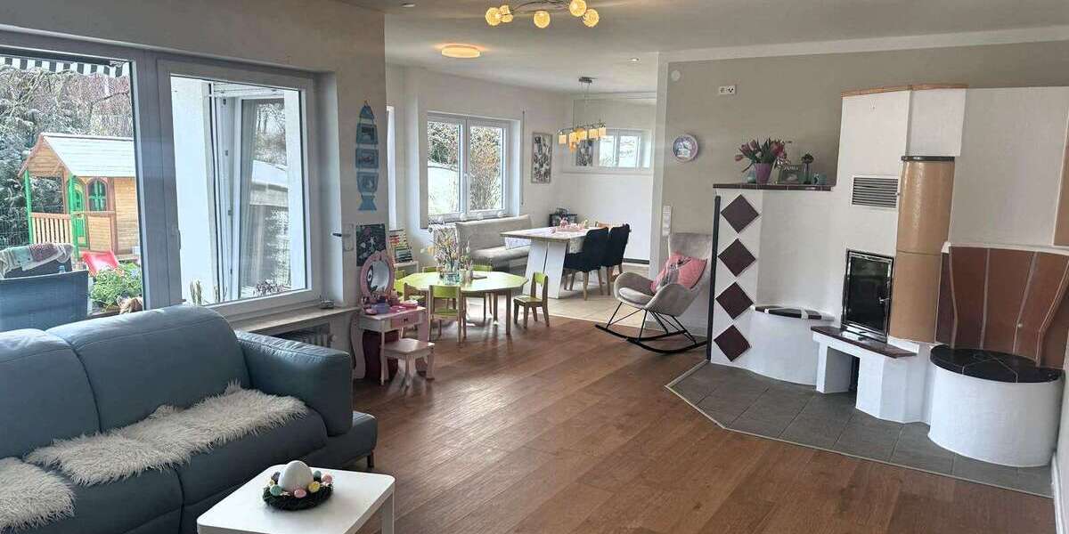 Einfamilienhaus Burladingen - 7 Zimmer, 305 m&sup2;, 689.000&euro; | Angebot:26846333