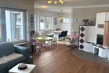 Haus Burladingen - 7 Zimmer, 305 m&sup2;, 689.000&euro; | Angebot:26846333