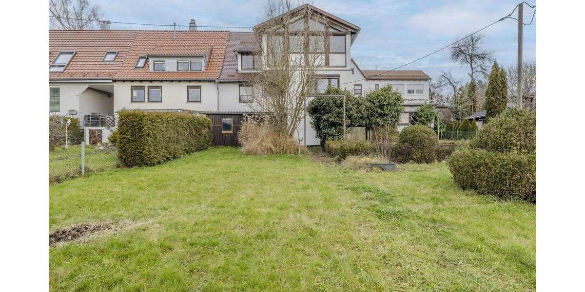 Einfamilienhaus Stuttgart Büsnau - 8 Zimmer, 149 m&sup2;, 820.000&euro; | Angebot:25745112