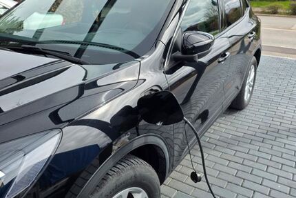 Ford Kuga 61.000 km 22.900 &euro; Mötzingen 71159