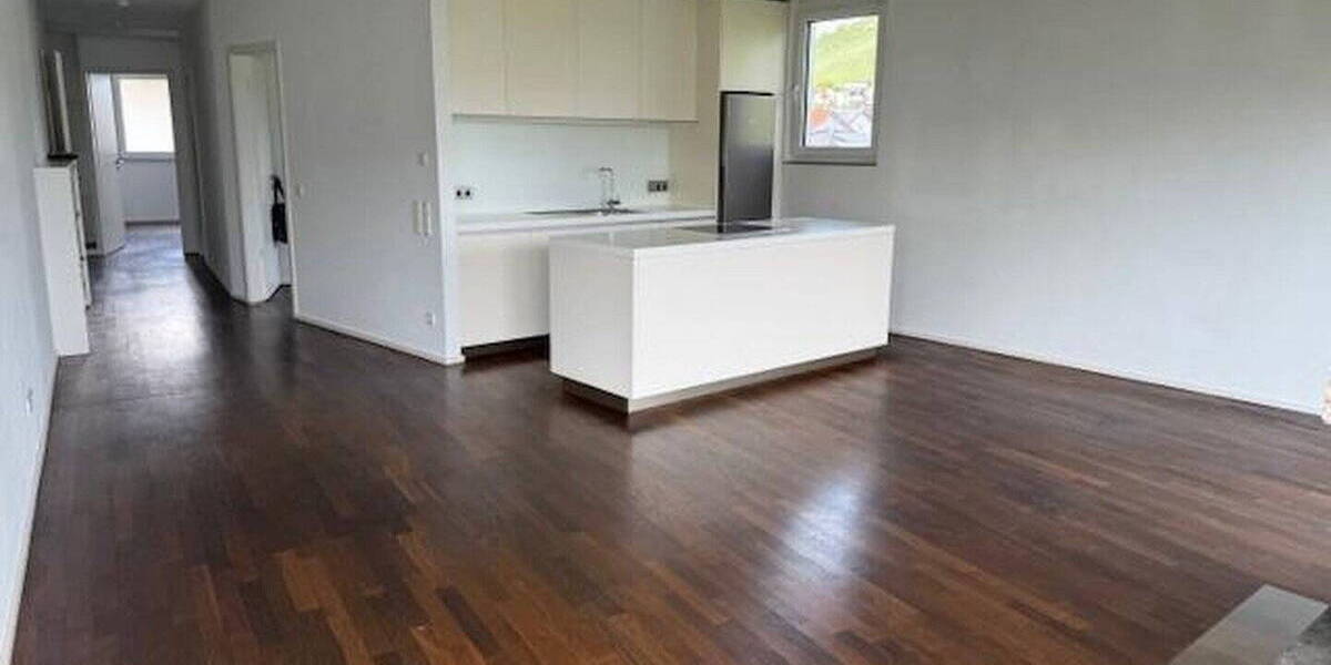Etagenwohnung Metzingen Neuhausen - 3 Zimmer, 100 m&sup2;, 580.000&euro; | Angebot:26450046
