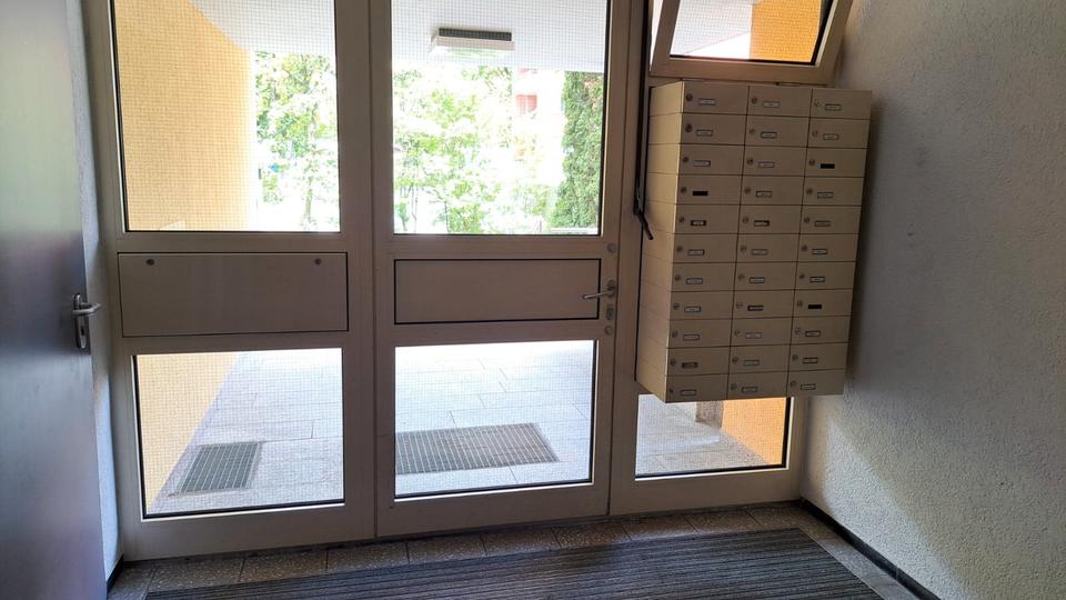 Etagenwohnung Sindelfingen Darmsheim - 3.5 Zimmer, 85 m&sup2;, 289.000&euro; | Angebot:27096424