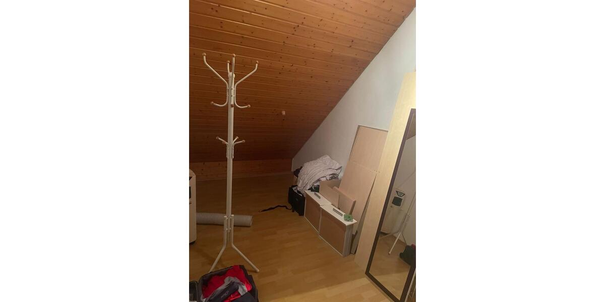 Maisonettenwohnung Bad Urach - 4 Zimmer, 85 m&sup2;, 1.150&euro; | Angebot:26462126