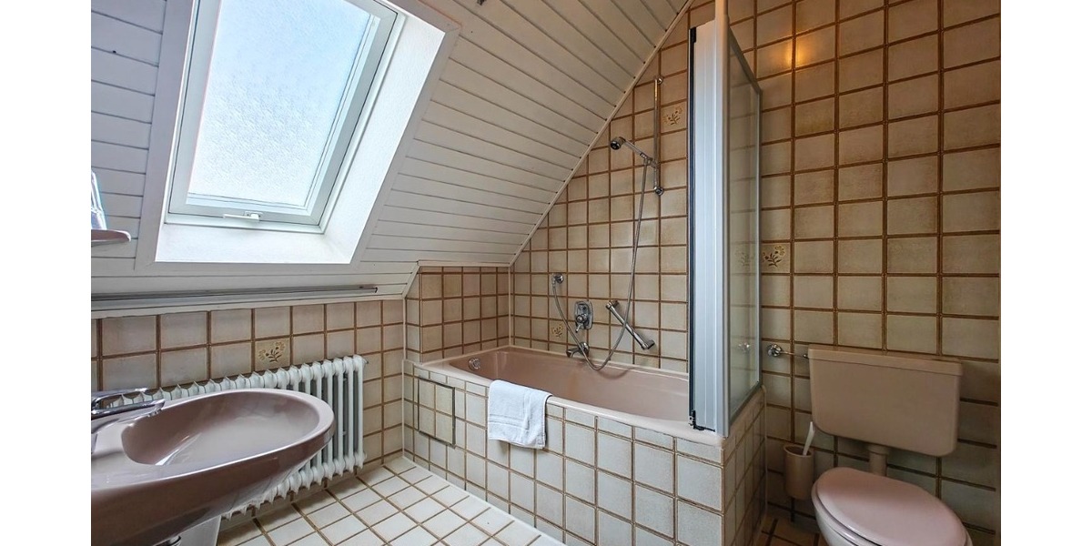 Hotel in Reutlingen - Gewerbeobjekt Reutlingen Mittelstadt | Angebot:25216528