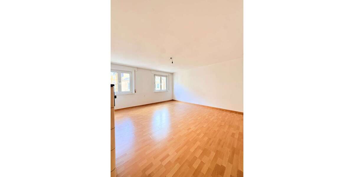 Etagenwohnung Stuttgart Stuttgart-Mitte - 3 Zimmer, 80 m&sup2;, 349.000&euro; | Angebot:25768501