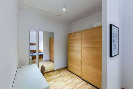 Zimmer Bad Urach - 3 Zimmer, 1.050&euro; | Angebot:24986619