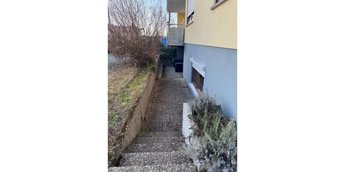 Etagenwohnung Reutlingen Altenburg - 2 Zimmer, 64 m&sup2;, 180.000&euro; | Angebot:25422596