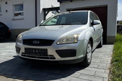Ford Focus 185.679 km 2.349 &euro; Mössingen 72116