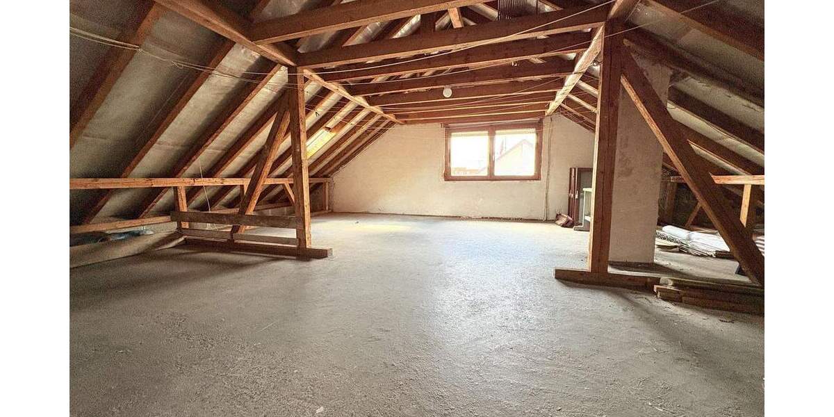 Mehrfamilienhaus, Wohnhaus Steinenbronn - 8 Zimmer, 155 m&sup2;, 690.000&euro; | Angebot:25748771