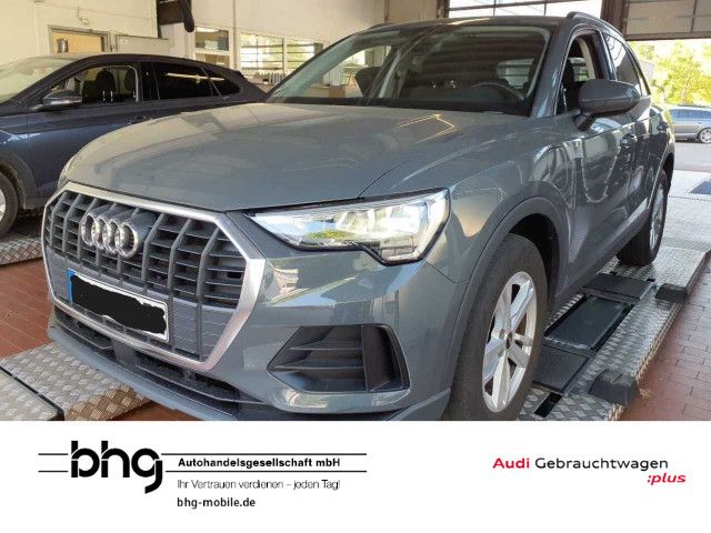 Audi Q3 90.989 km 24.430 &euro; Reutlingen 72760