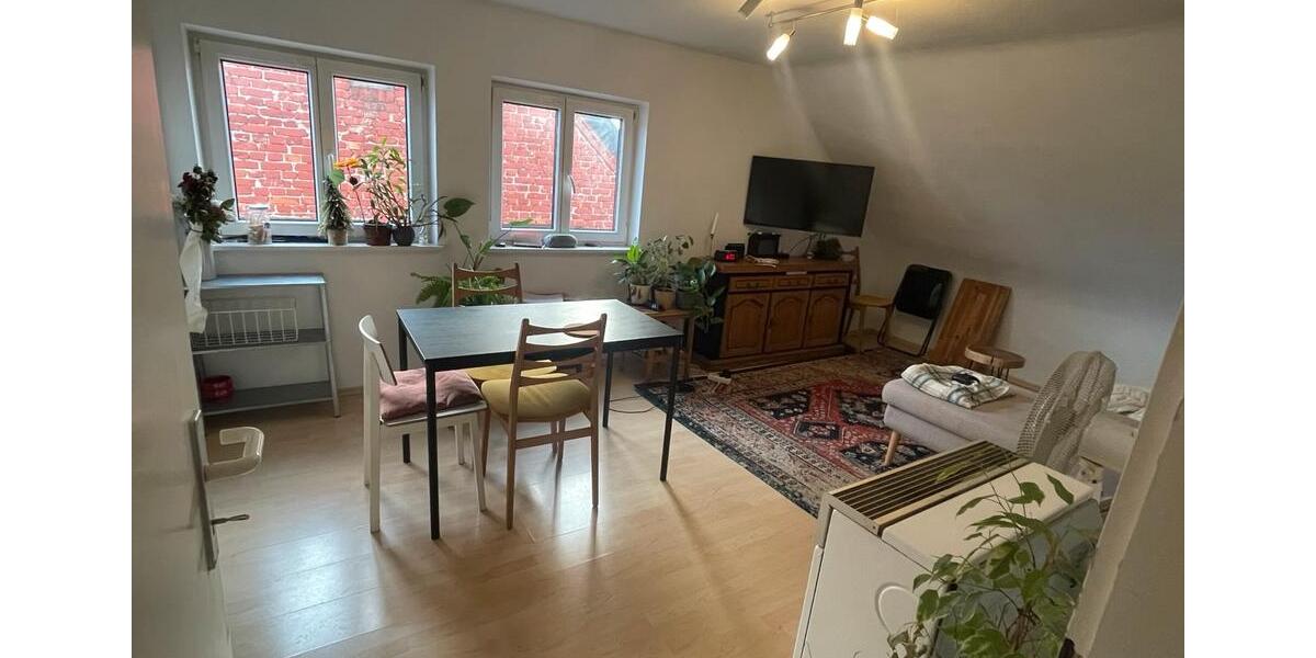 Dachgeschoßwohnung Stuttgart Stuttgart-West - 3 Zimmer, 50 m&sup2;, 1.200&euro; | Angebot:25328104