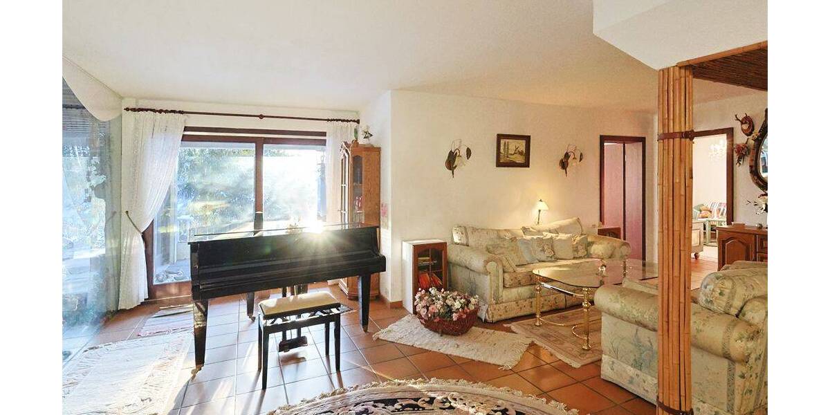 Einfamilienhaus Aidlingen Deufringen - 8 Zimmer, 317 m&sup2;, 750.000&euro; | Angebot:25682123