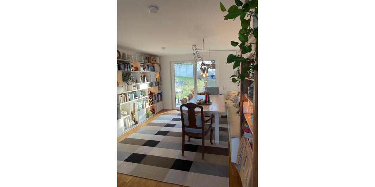 Erdgeschoßwohnung Kirchentellinsfurt - 3 Zimmer, 75 m&sup2;, 1.400&euro; | Angebot:24898577