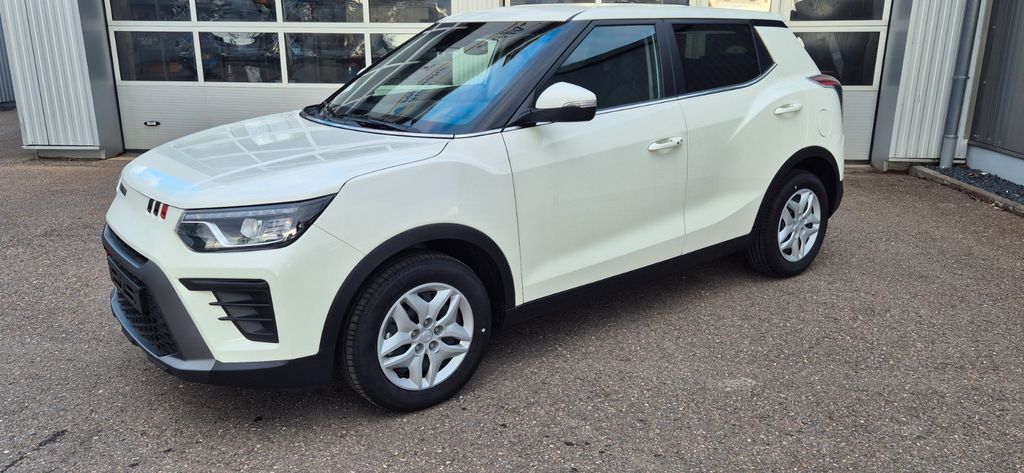 KGM Tivoli 15.000 km 18.590 &euro; Engstingen 72829