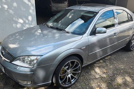 Ford Mondeo 138.370 km 7.000 &euro; Sindelfingen 71067