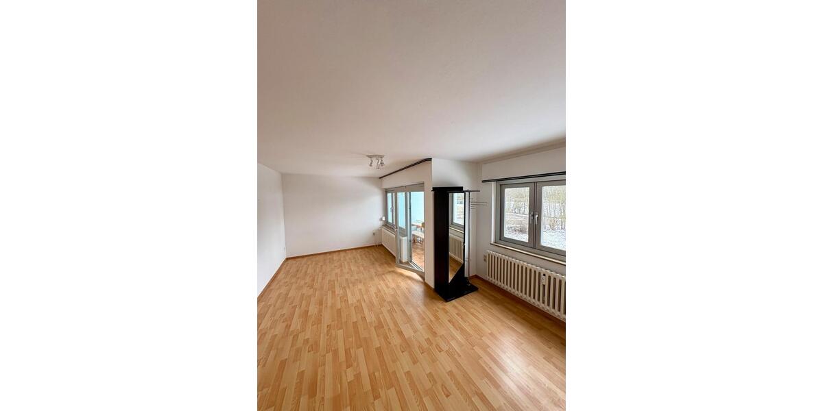 Etagenwohnung Engstingen - 3 Zimmer, 75 m&sup2;, 700&euro; | Angebot:25841298