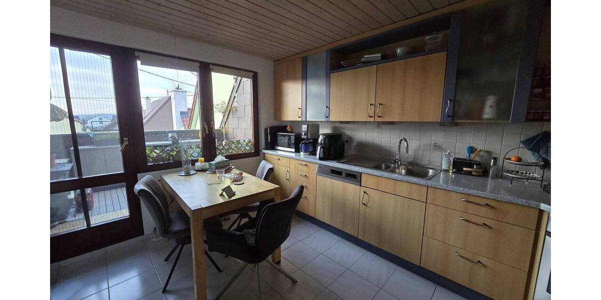 Reihenmittelhaus Renningen - 7 Zimmer, 155 m&sup2;, 630.000&euro; | Angebot:26090020