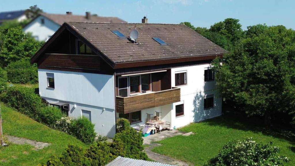 Einfamilienhaus Reutlingen Sondelfingen - 8 Zimmer, 240 m&sup2;, 635.000&euro; | Angebot:26907953