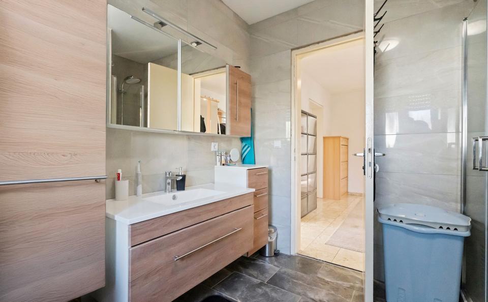 Erdgeschoßwohnung Rottenburg am Neckar - 4.5 Zimmer, 135 m&sup2;, 323.700&euro; | Angebot:26162943