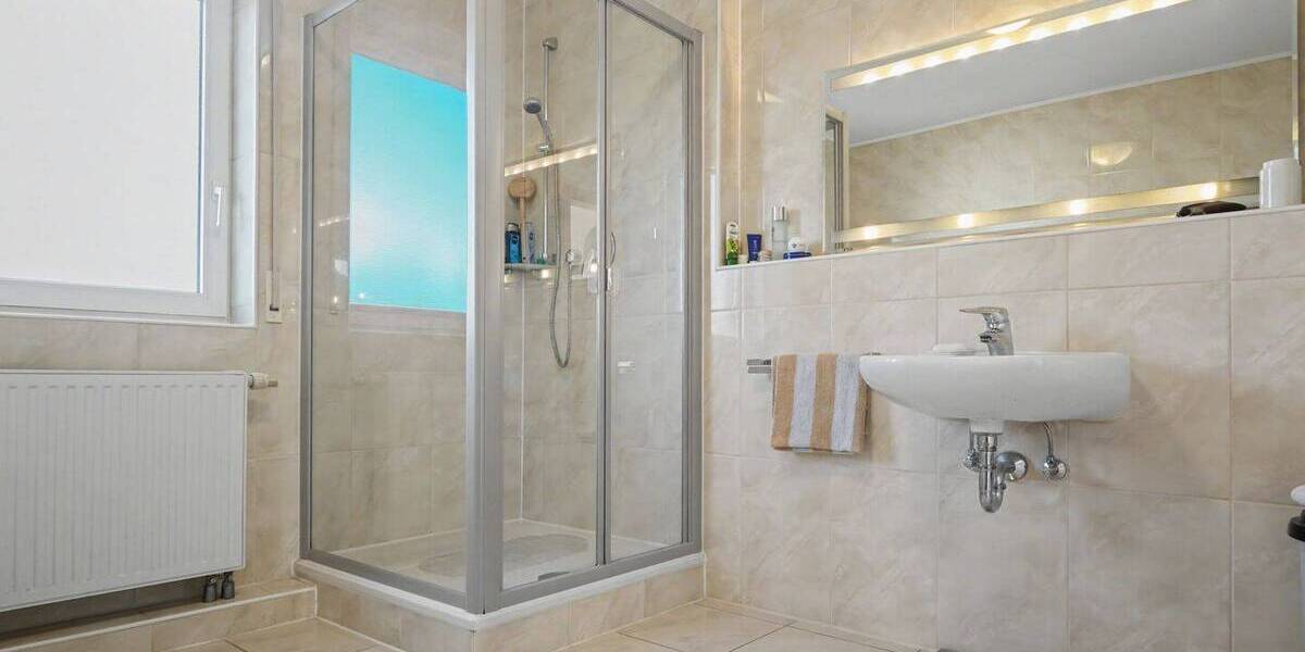 Mehrfamilienhaus, Wohnhaus Kusterdingen Mähringen - 6 Zimmer, 175 m&sup2;, 720.000&euro; | Angebot:26037127