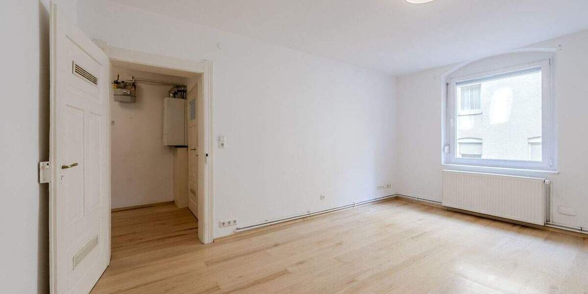 Etagenwohnung Stuttgart Mitte - 2 Zimmer, 53 m&sup2;, 279.000&euro; | Angebot:25746177