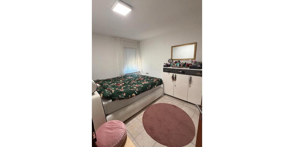Etagenwohnung Nürtingen - 4.5 Zimmer, 95 m&sup2;, 349.000&euro; | Angebot:26614778