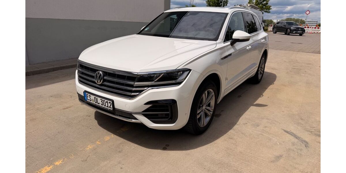VW Touareg 151.500 km 29.700 &euro; Denkendorf 73770