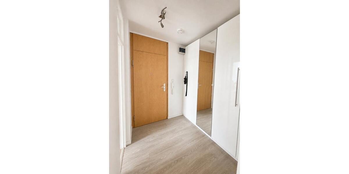 Etagenwohnung Sindelfingen Eichholz - 3 Zimmer, 83 m&sup2;, 299.000&euro; | Angebot:27189831