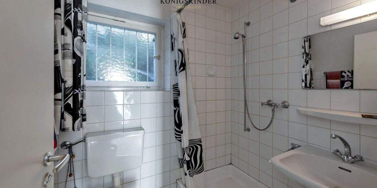 Einfamilienhaus Bad Urach - 6 Zimmer, 182 m&sup2;, 395.000&euro; | Angebot:25669344