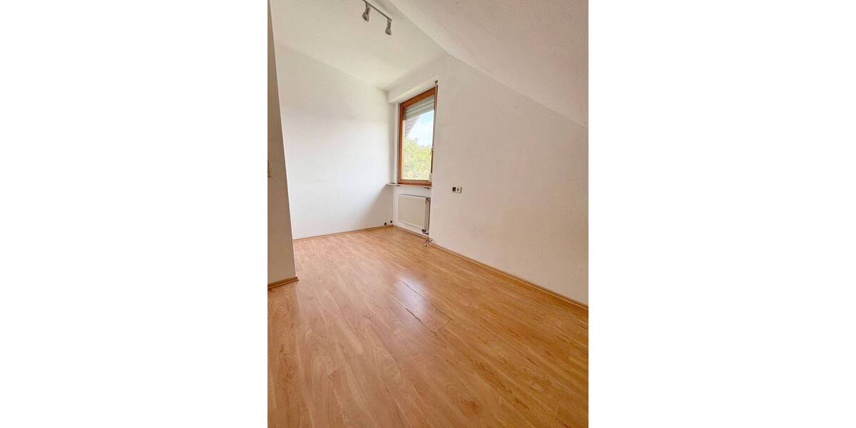 Etagenwohnung Reutlingen Gönningen - 6 Zimmer, 108 m&sup2;, 314.000&euro; | Angebot:25745081