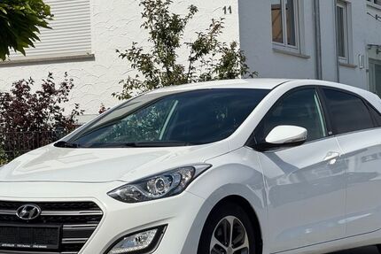 Hyundai i30 99.792 km 10.740 &euro; Walddorfhäslach (bei Stuttgart) 72141