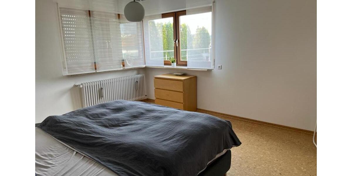 Erdgeschoßwohnung Neckartenzlingen - 5 Zimmer, 168 m&sup2;, 1.950&euro; | Angebot:25721130