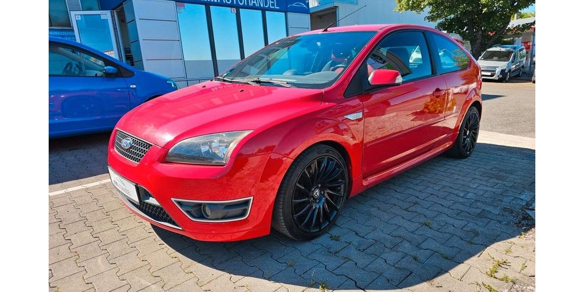 Ford Focus 195.000 km 5.990 &euro; Reutlingen 72766