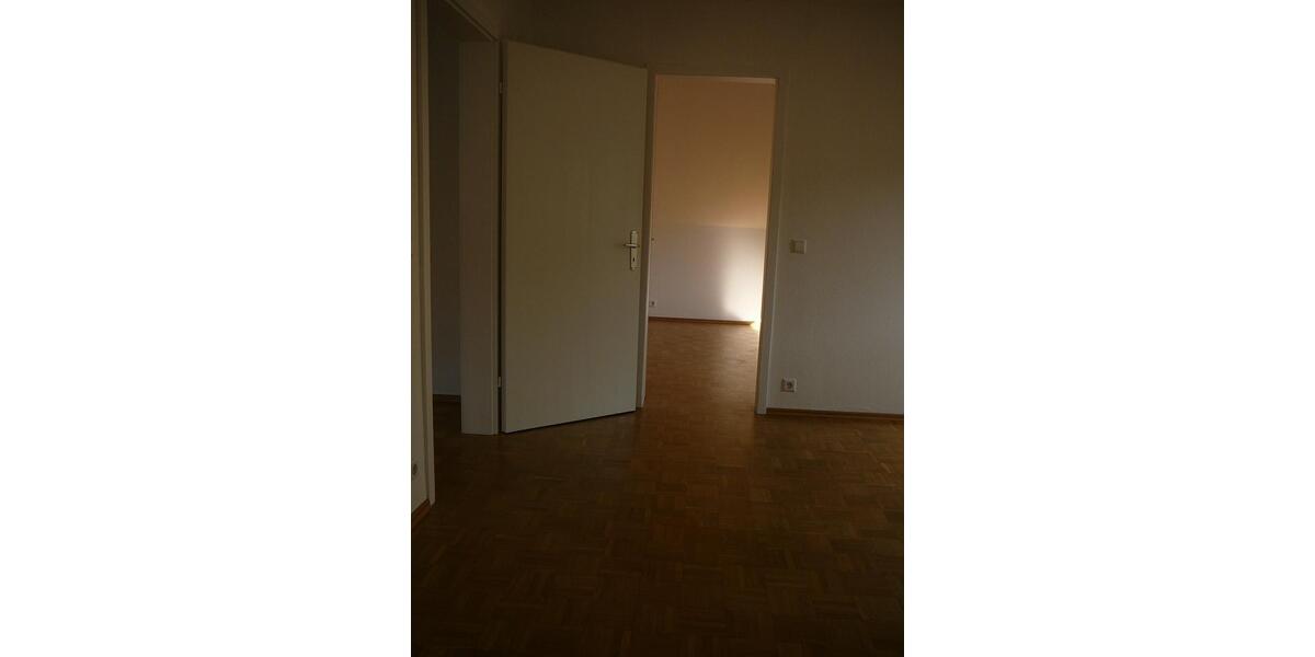 Dachgeschoßwohnung Herrenberg - 2.5 Zimmer, 58 m&sup2;, 900&euro; | Angebot:25554062