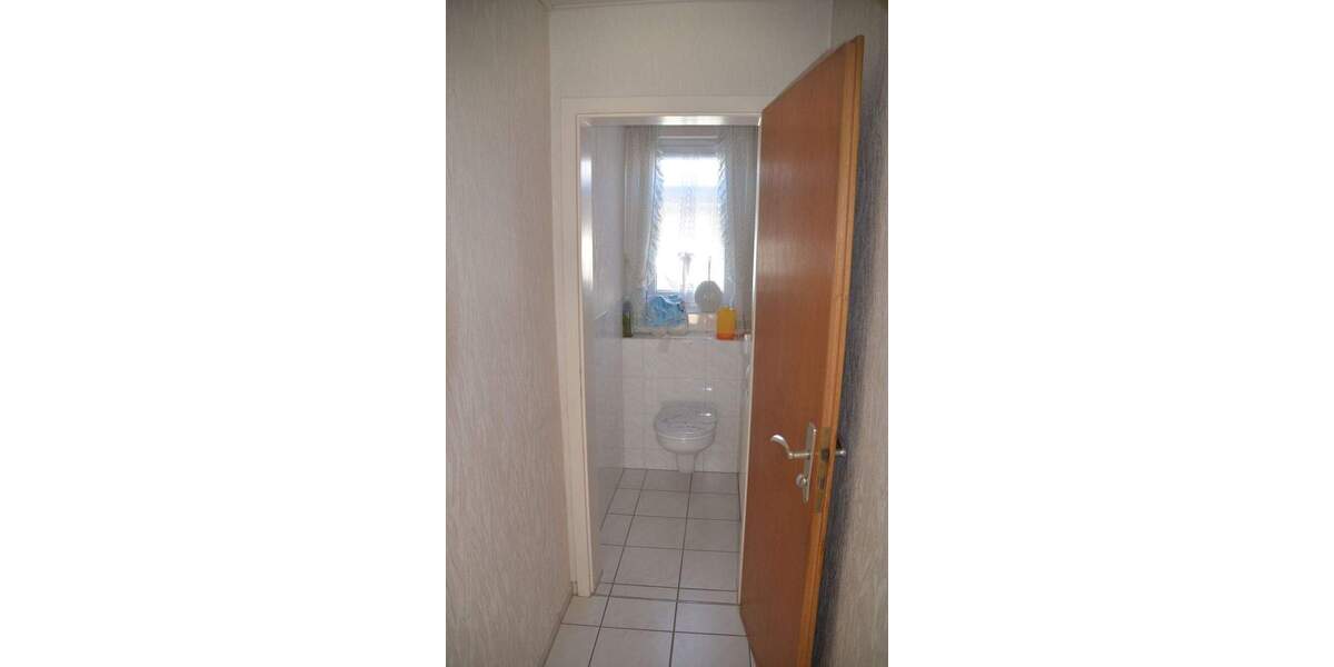 Einfamilienhaus Dettenhausen - 7 Zimmer, 130 m&sup2;, 498.000&euro; | Angebot:25696029