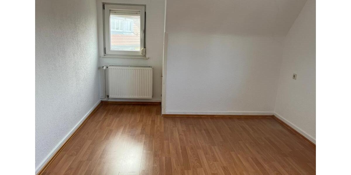 Doppelhaushälfte Reutlingen Altenburg - 7.5 Zimmer, 180 m&sup2;, 690.000&euro; | Angebot:27157500