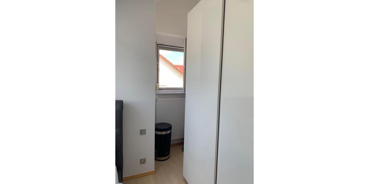Dachgeschoßwohnung Herrenberg - 3.5 Zimmer, 70 m&sup2;, 419.000&euro; | Angebot:27494874