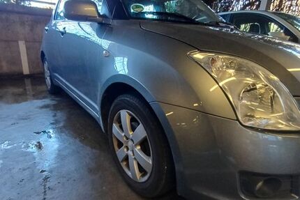 Suzuki Swift 226.000 km 2.750 &euro; Stuttgart 70327