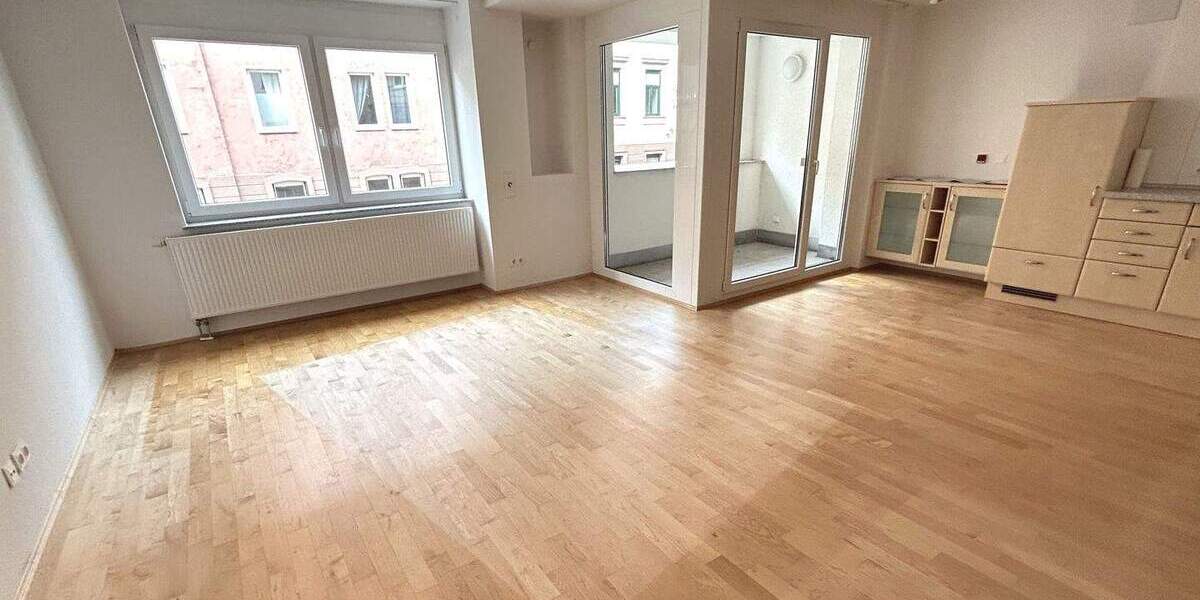 Etagenwohnung Stuttgart Mitte - 2 Zimmer, 52 m&sup2;, 310.000&euro; | Angebot:25679822