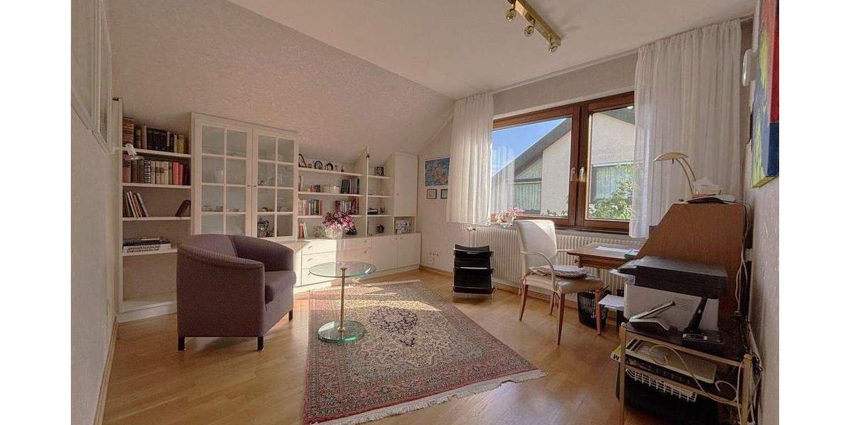 Einfamilienhaus Böblingen - 6 Zimmer, 196 m&sup2;, 895.000&euro; | Angebot:25733305
