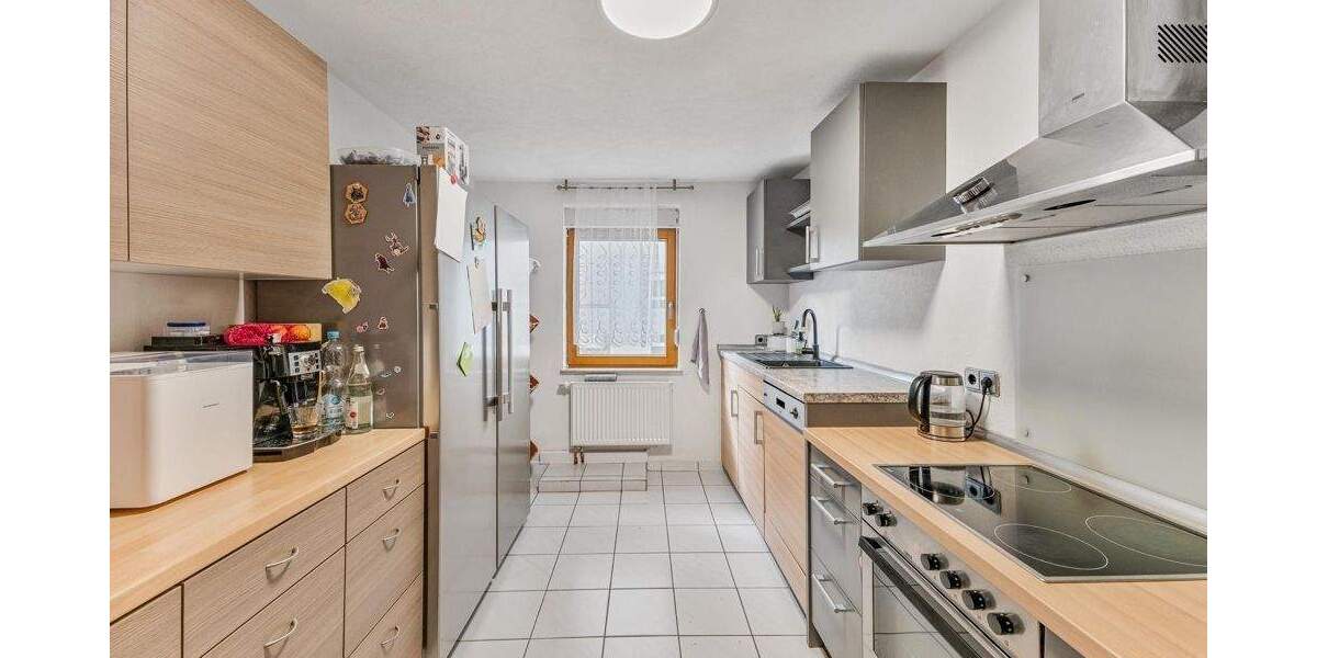Etagenwohnung Bondorf - 3 Zimmer, 102 m&sup2;, 295.000&euro; | Angebot:25662552