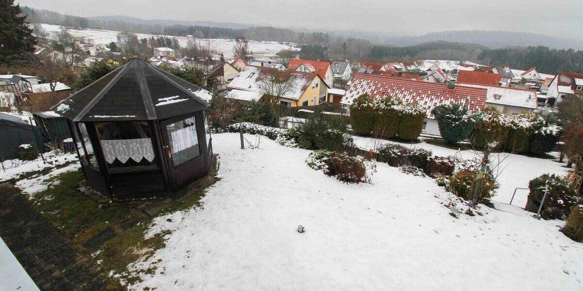 Einfamilienhaus Bad Urach Sirchingen - 4 Zimmer, 295.000&euro; | Angebot:25706489