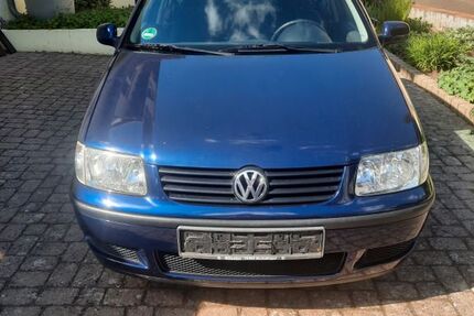 VW Polo 147.000 km 999 &euro; Rottenburg 72108