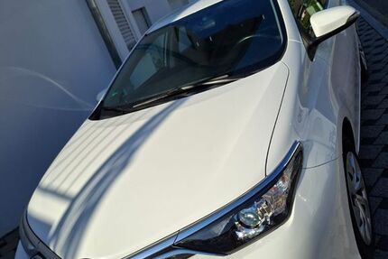 Toyota Auris 208.745 km 7.390 &euro; Frickenhausen 72636
