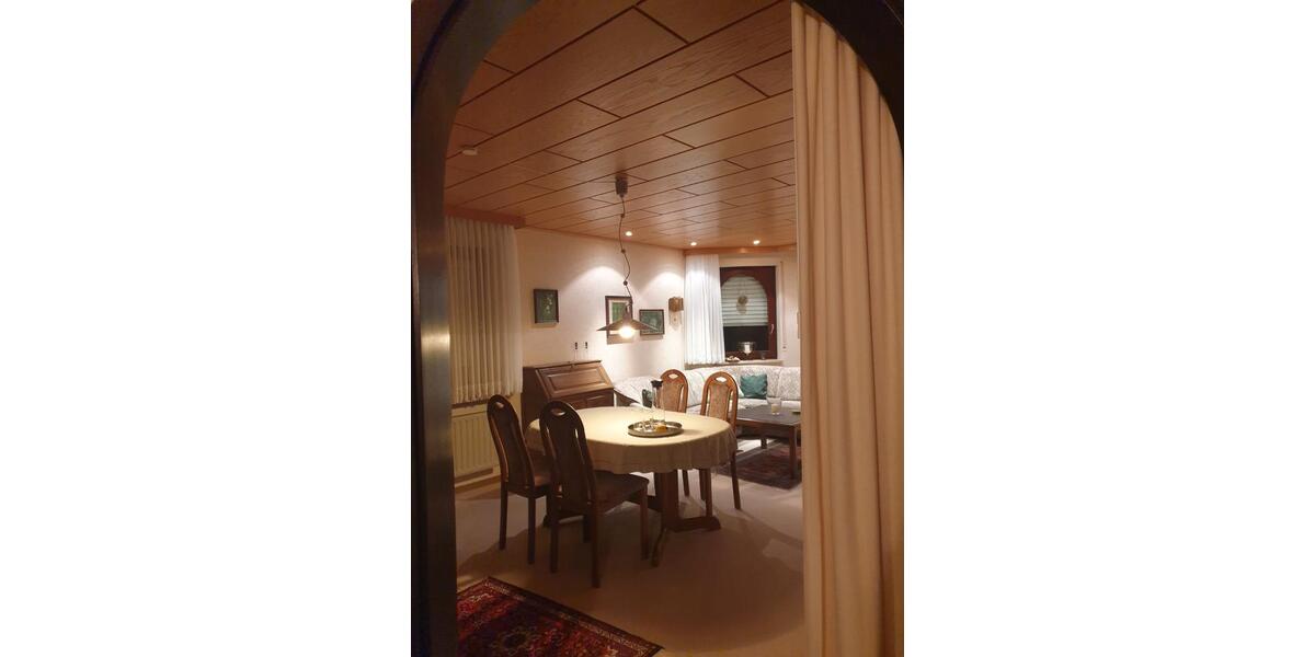 Etagenwohnung Filderstadt - 3 Zimmer, 87 m&sup2;, 1.000&euro; | Angebot:25965674