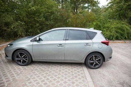 Toyota Auris 44.000 km 13.499 &euro; Böblingen 71032